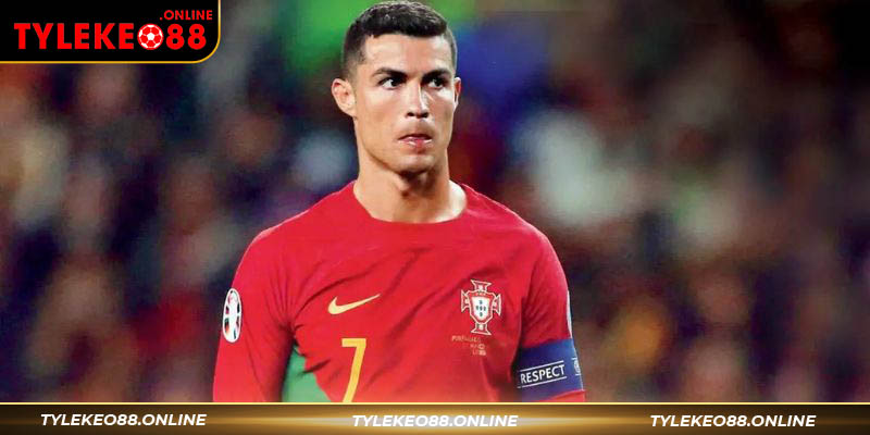 Cristiano Ronaldo đặt mục tiêu chinh phục chức vô địch